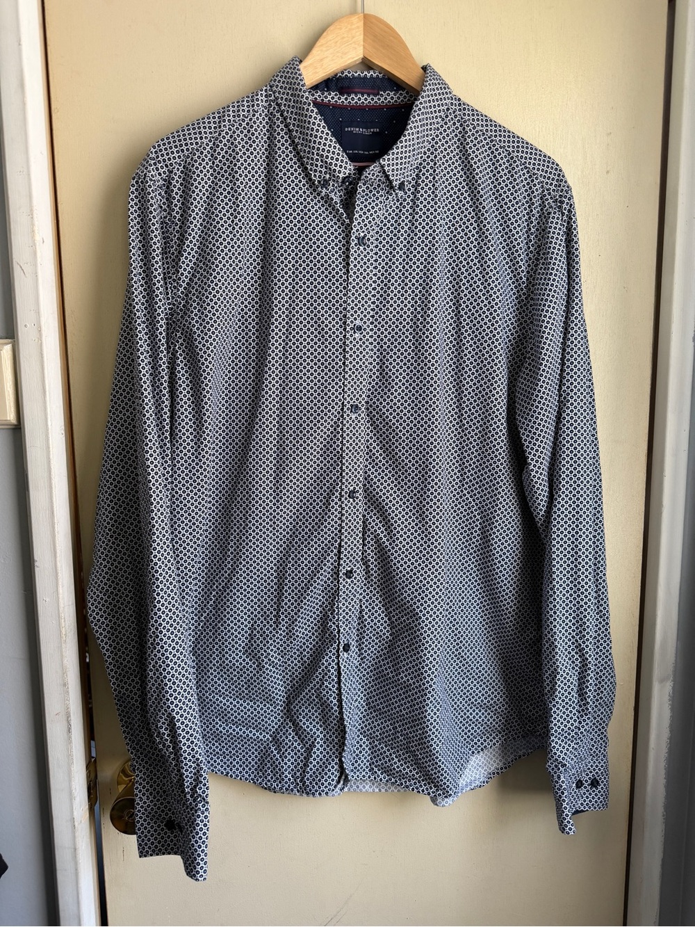 Denim & Flower Men's Black and White Micro-Geometric Button-Down Shirt